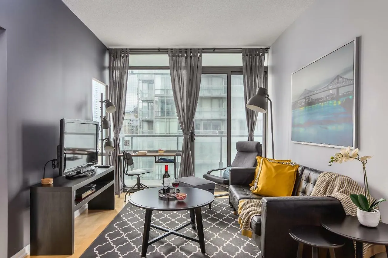 Luxurious 2-Bedroom Condo Toronto 0*,  Canada